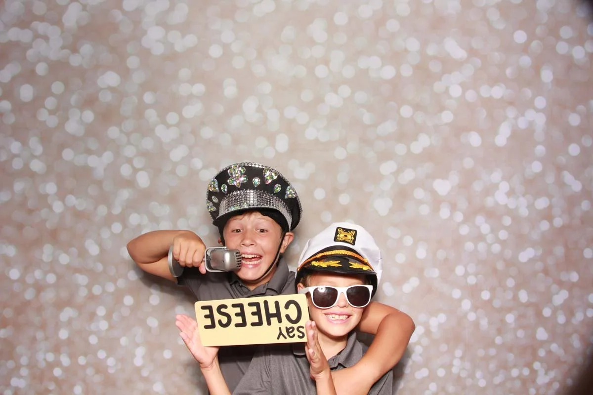 Bokeh-and-Birch-photoboothJax-Golf-Mother-Son-Dance-172.jpg