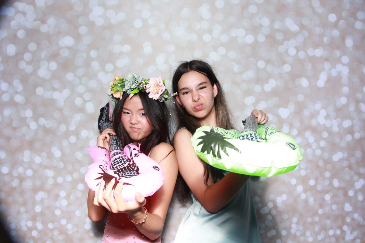 Bokeh-and-Birch-photoboothVRA-8th-Grade-Dance-091.jpg