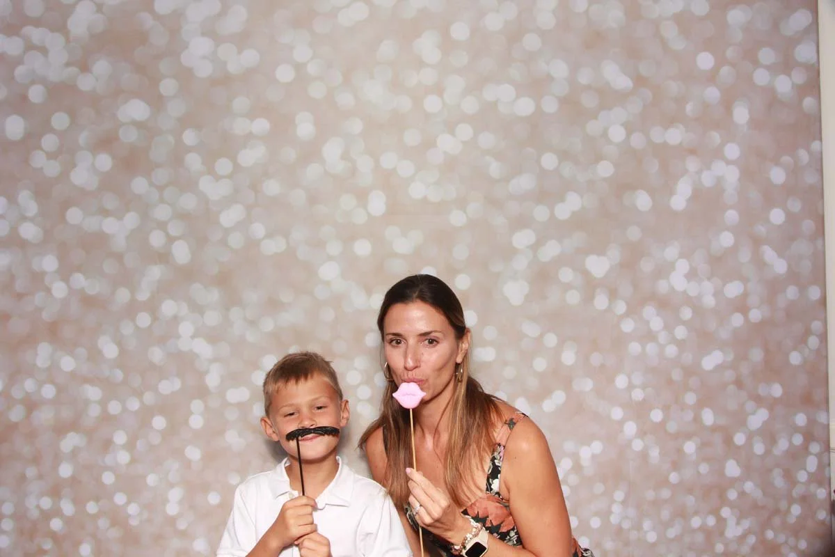 Bokeh-and-Birch-photoboothJax-Golf-Mother-Son-Dance-094.jpg
