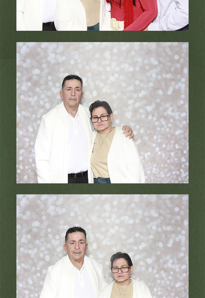Bokeh-and-Birch-photoboothjax-golf-employee-party-021.jpg
