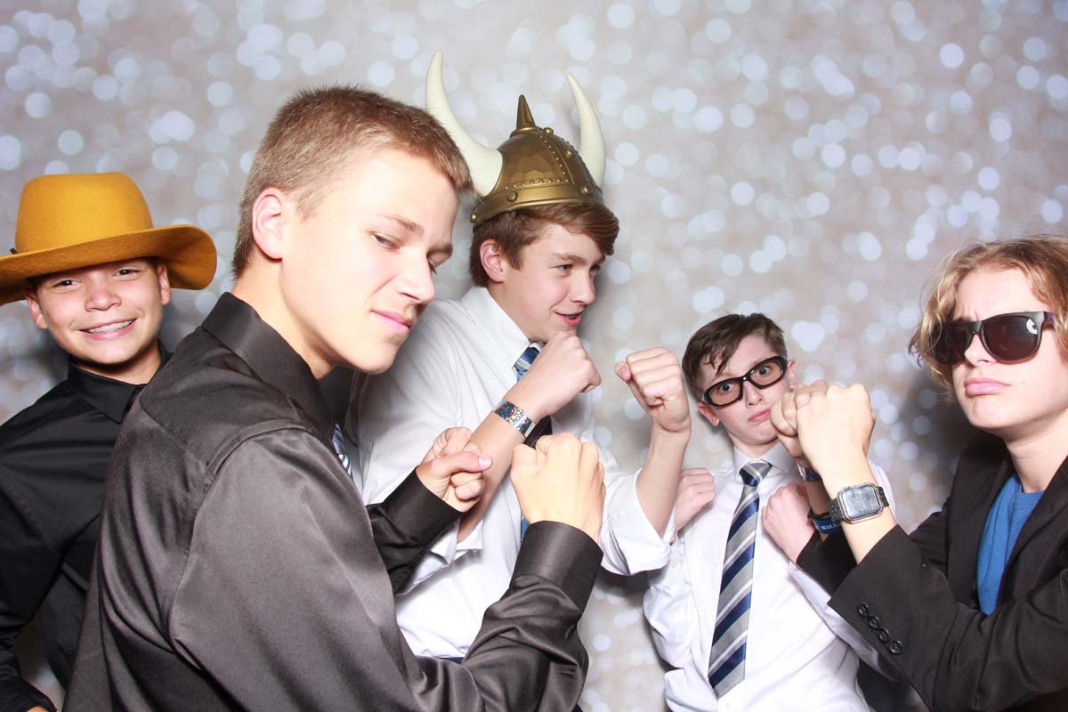 Bokeh-and-Birch-photoboothVRA-8th-Grade-Dance-043.jpg