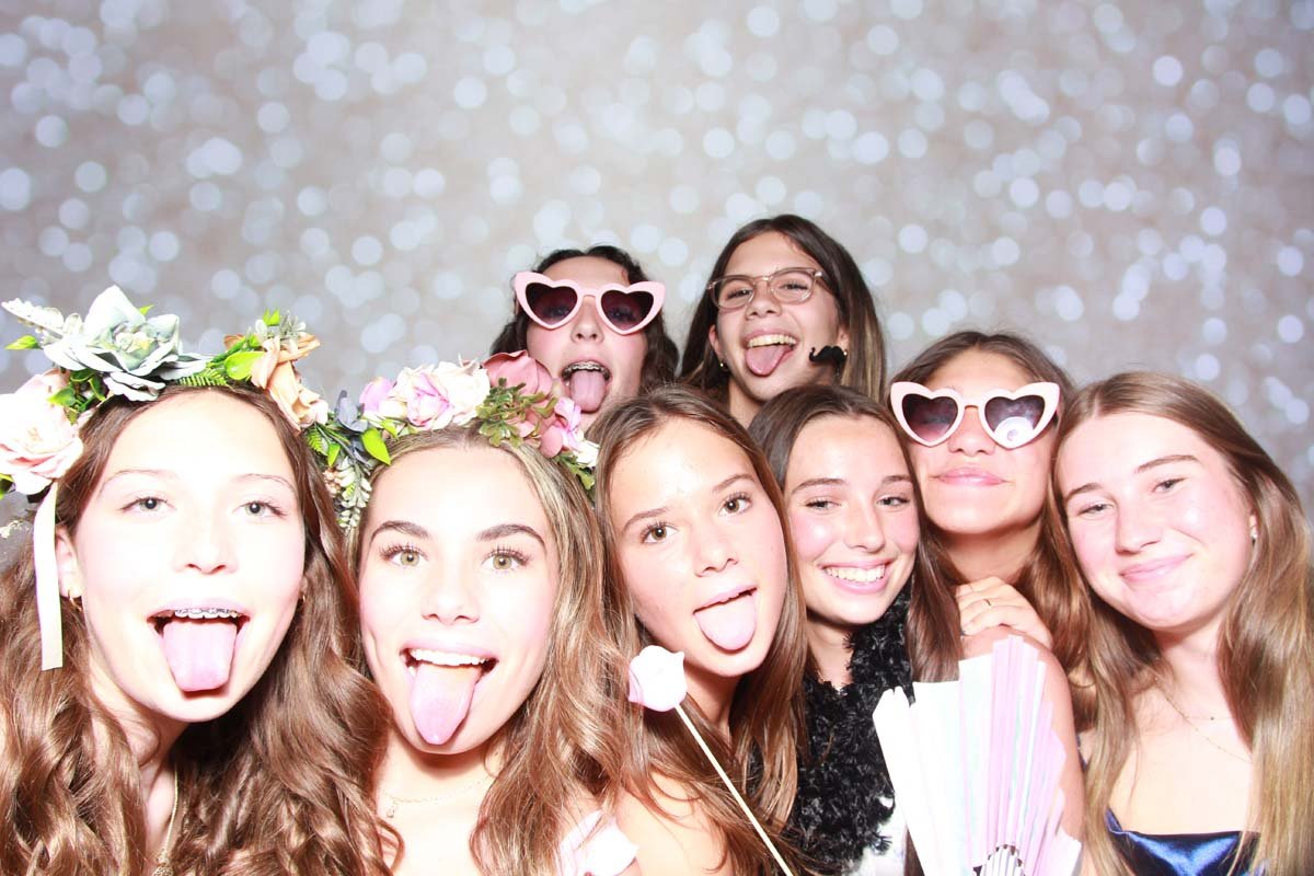 Bokeh-and-Birch-photoboothVRA-8th-Grade-Dance-031.jpg