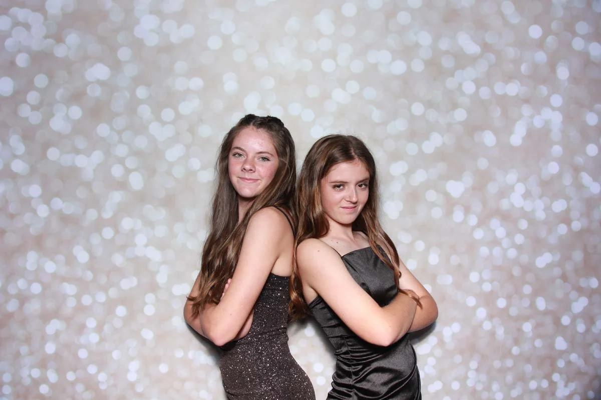 Bokeh-and-Birch-photoboothVRA-8th-Grade-Dance-059.jpg