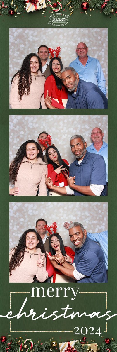 Bokeh-and-Birch-photoboothjax-golf-employee-party-050.jpg