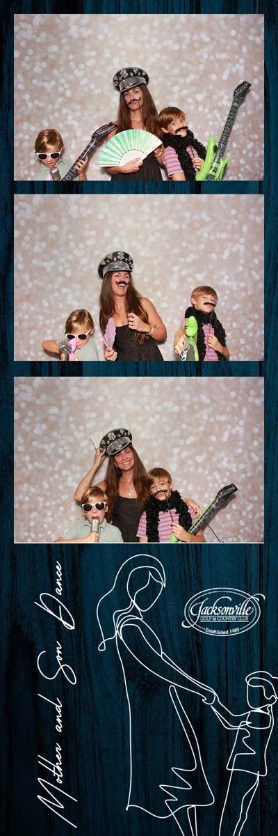 Bokeh-and-Birch-photoboothJax-Golf-Mother-Son-Dance-133.jpg
