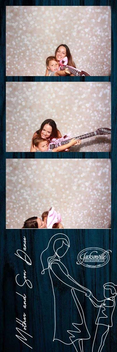 Bokeh-and-Birch-photoboothJax-Golf-Mother-Son-Dance-195.jpg