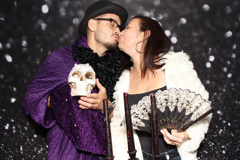 Bokeh-and-Birch-photobooth-Halloween-Moon-Market-Photo-105.jpg