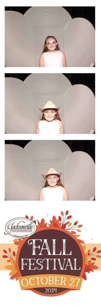 Bokeh-and-Birch-photoboothJax-Golf-Fall-Fest-242.jpg