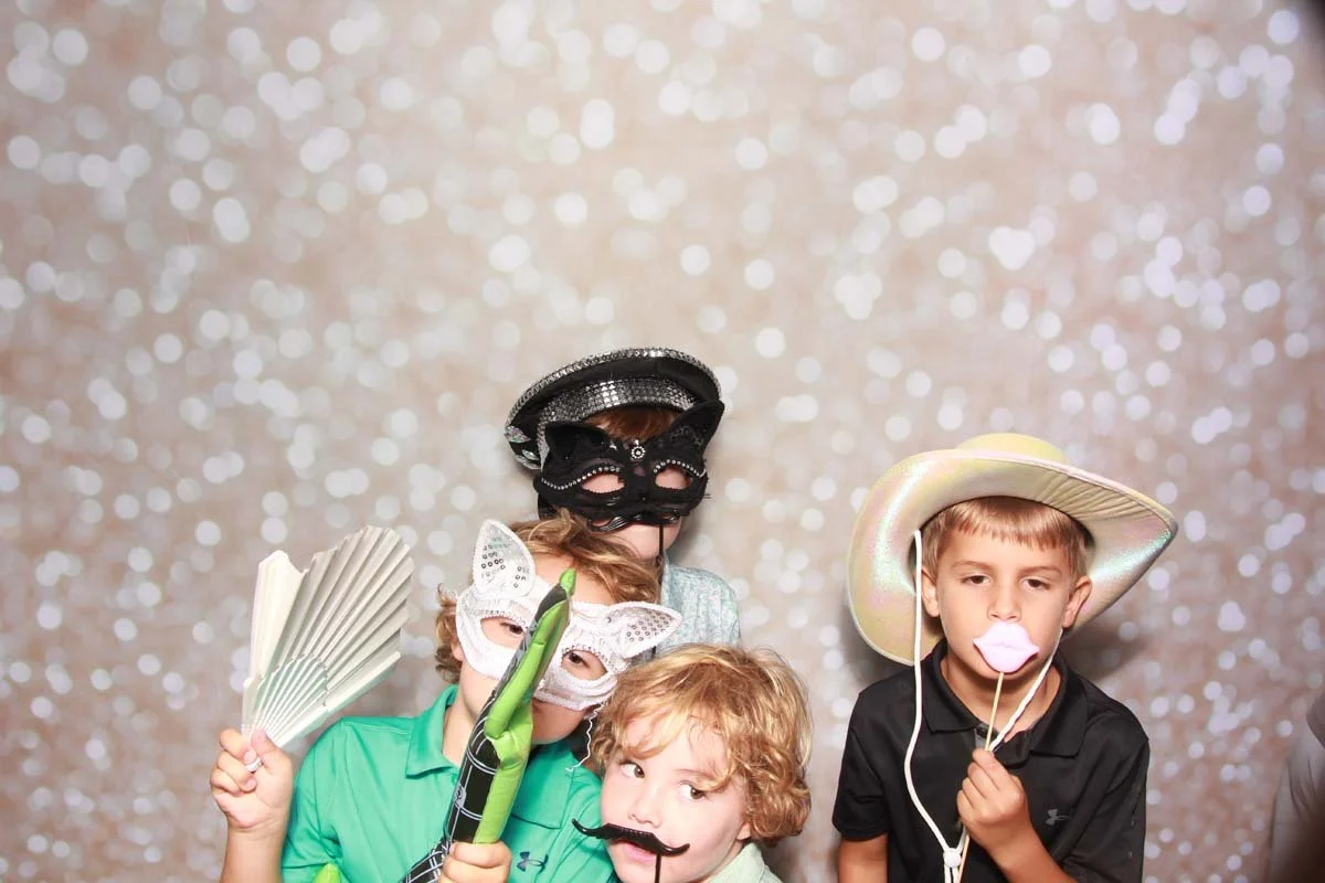 Bokeh-and-Birch-photoboothJax-Golf-Mother-Son-Dance-169.jpg