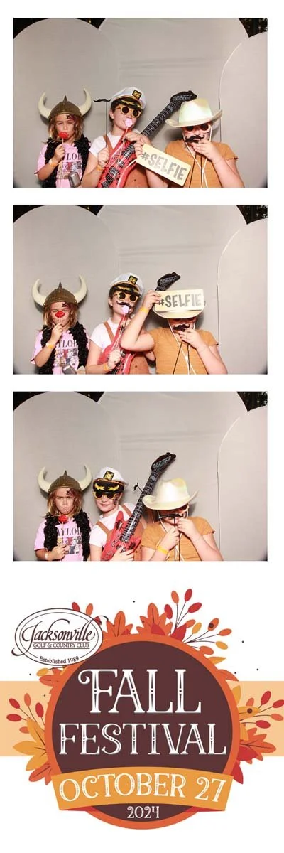 Bokeh-and-Birch-photoboothJax-Golf-Fall-Fest-146.jpg