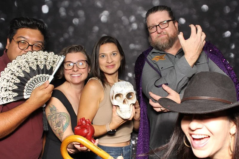 Bokeh-and-Birch-photobooth-Halloween-Moon-Market-Photo-094.jpg