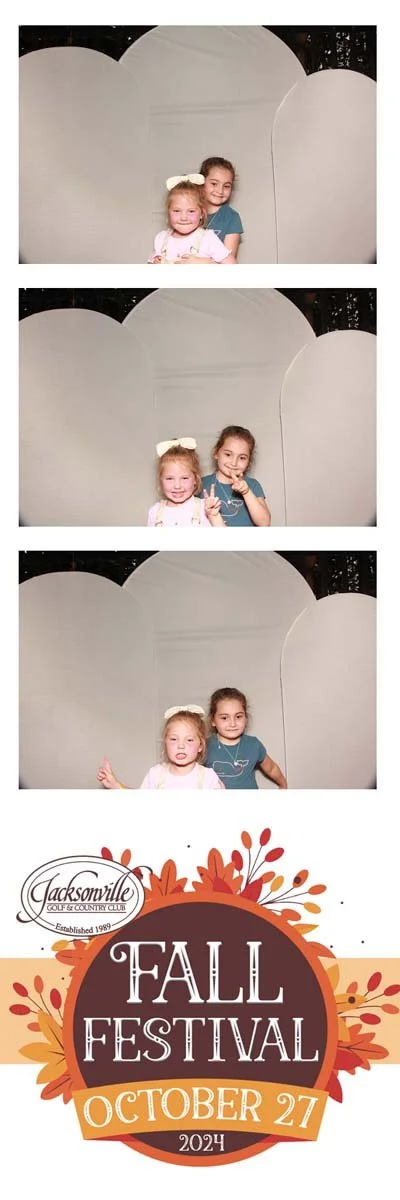 Bokeh-and-Birch-photoboothJax-Golf-Fall-Fest-174.jpg