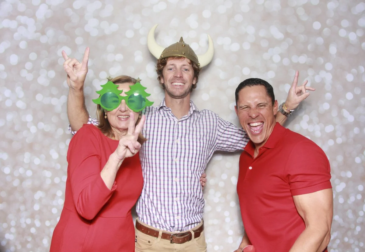 Bokeh-and-Birch-photoboothjax-golf-employee-party-008.jpg