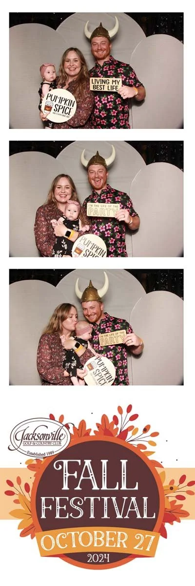 Bokeh-and-Birch-photoboothJax-Golf-Fall-Fest-206.jpg