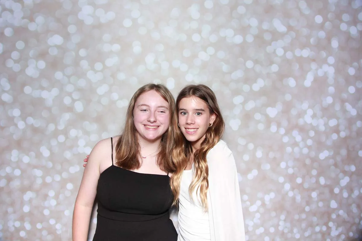 Bokeh-and-Birch-photoboothVRA-8th-Grade-Dance-100.jpg