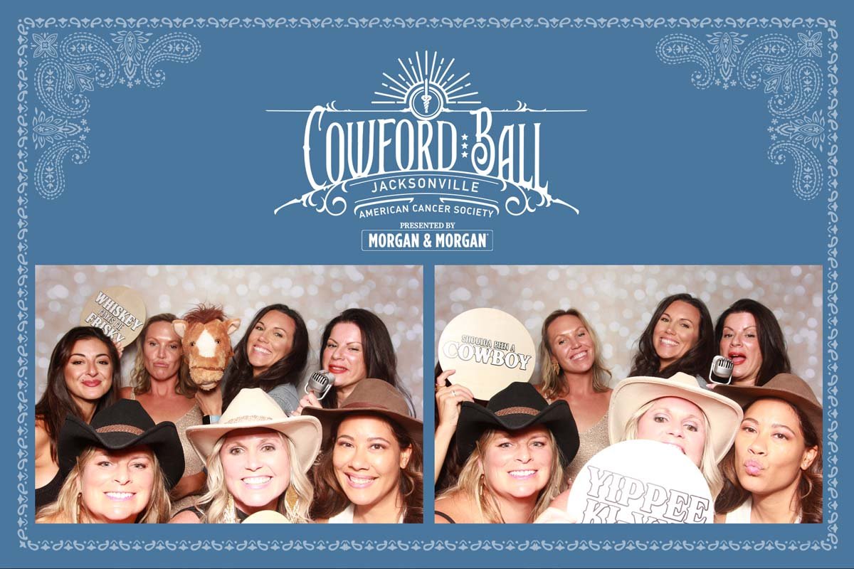 Bokeh-and-Birch-photoboothCowford-Ball-2024-097.jpg