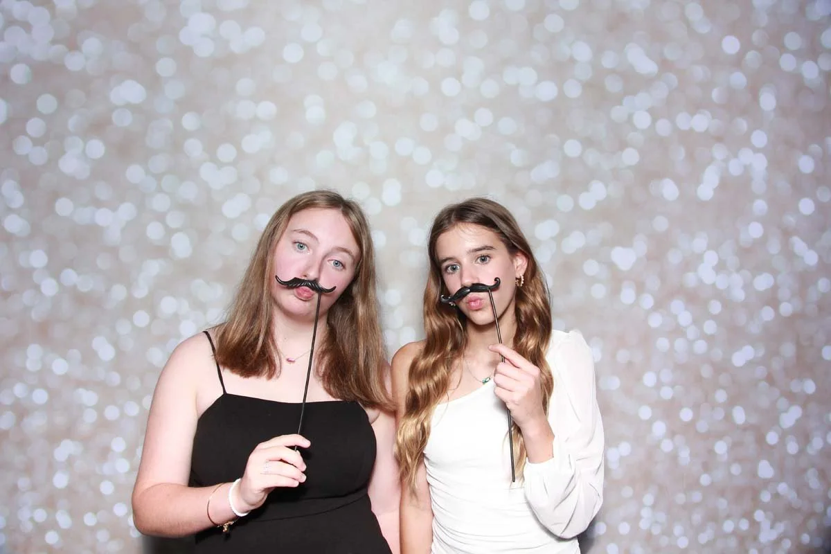 Bokeh-and-Birch-photoboothVRA-8th-Grade-Dance-097.jpg