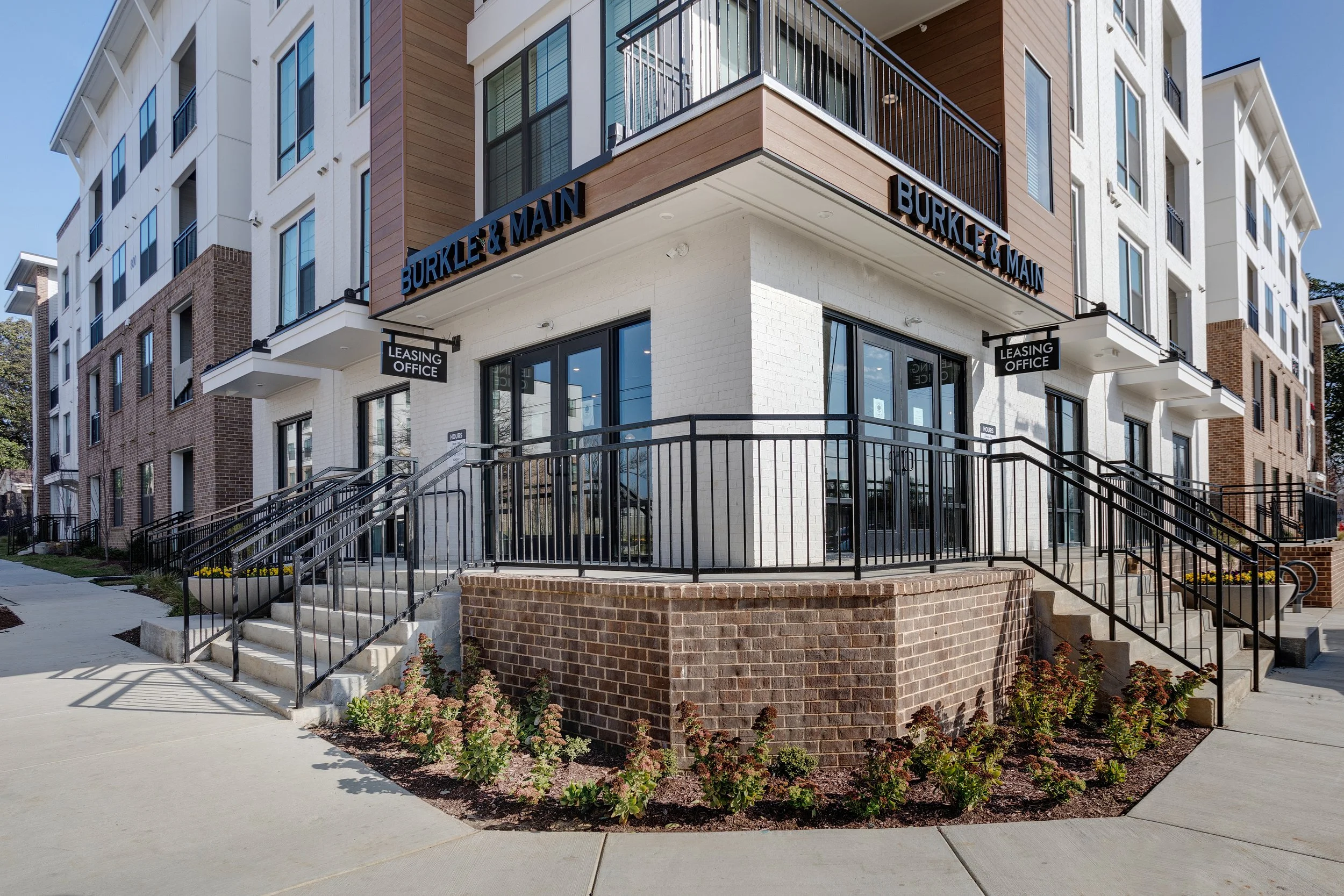 Gallery + Virtual Tours — Burkle & Main Apartments in Memphis, TN UPDATED