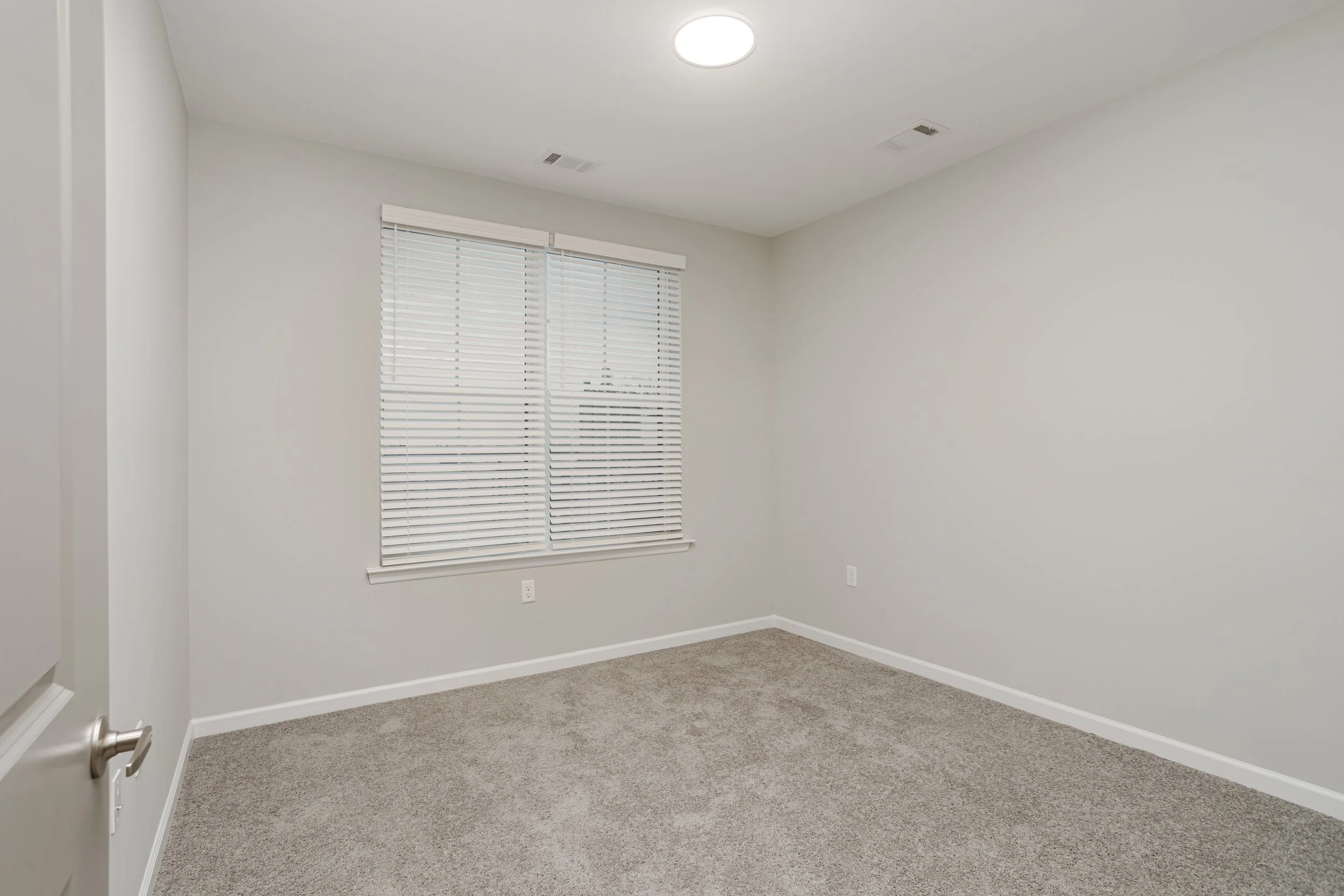 Gallery + Virtual Tours — Burkle & Main Apartments in Memphis, TN UPDATED