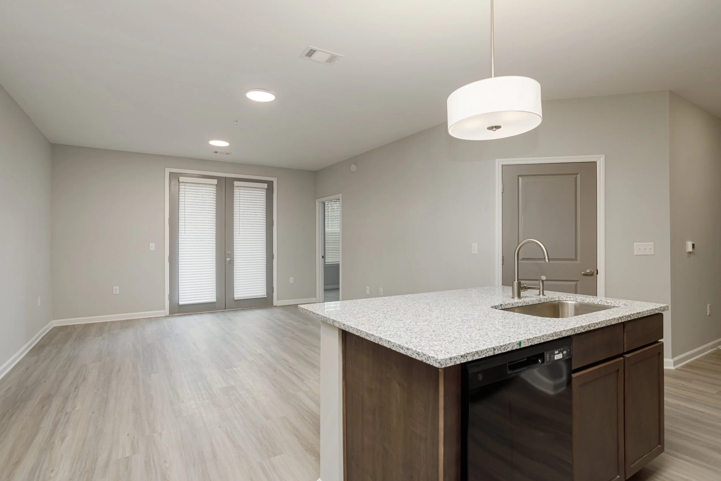 Gallery + Virtual Tours — Burkle & Main Apartments in Memphis, TN UPDATED