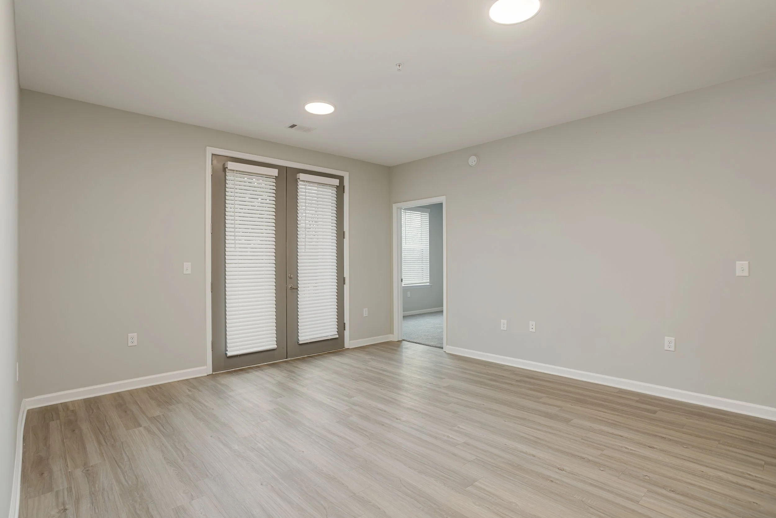 Gallery + Virtual Tours — Burkle & Main Apartments in Memphis, TN UPDATED