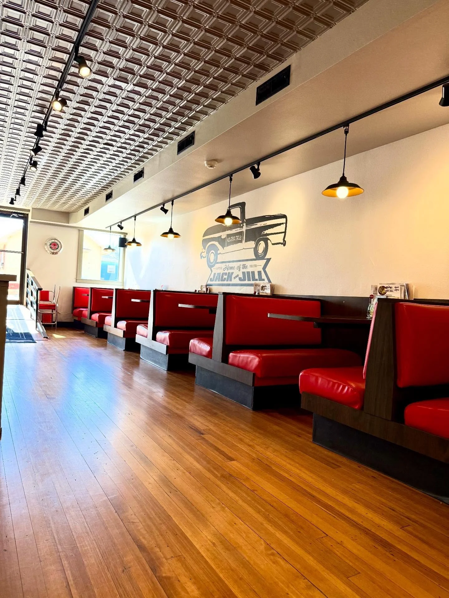 It&rsquo;s Spring Break! 
Lunch at The Fountain and ice cream to follow please!