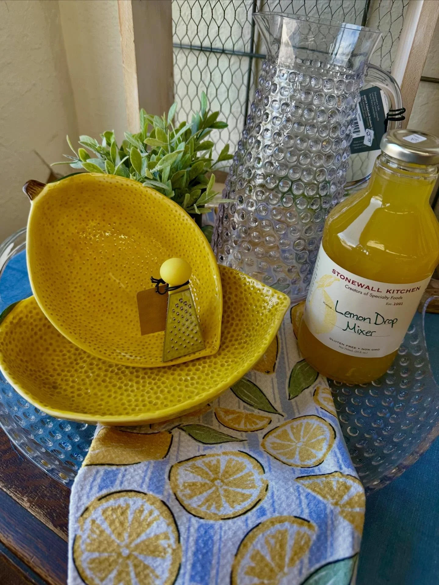 Pocket full of SUNSHINE! ☀️☀️