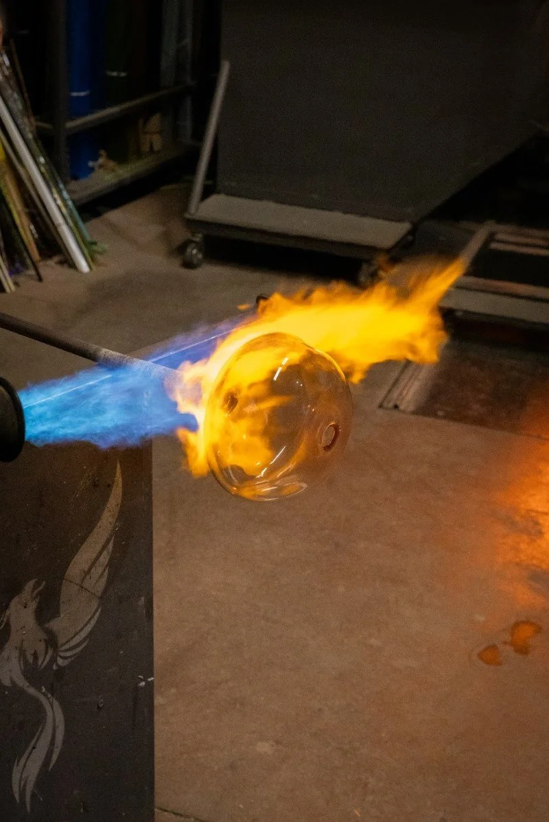 Lucia Neamtu-Soft-Reflections-Murano-Glass-Art-Design-Furniture-anarchy-daily.docx.jpg