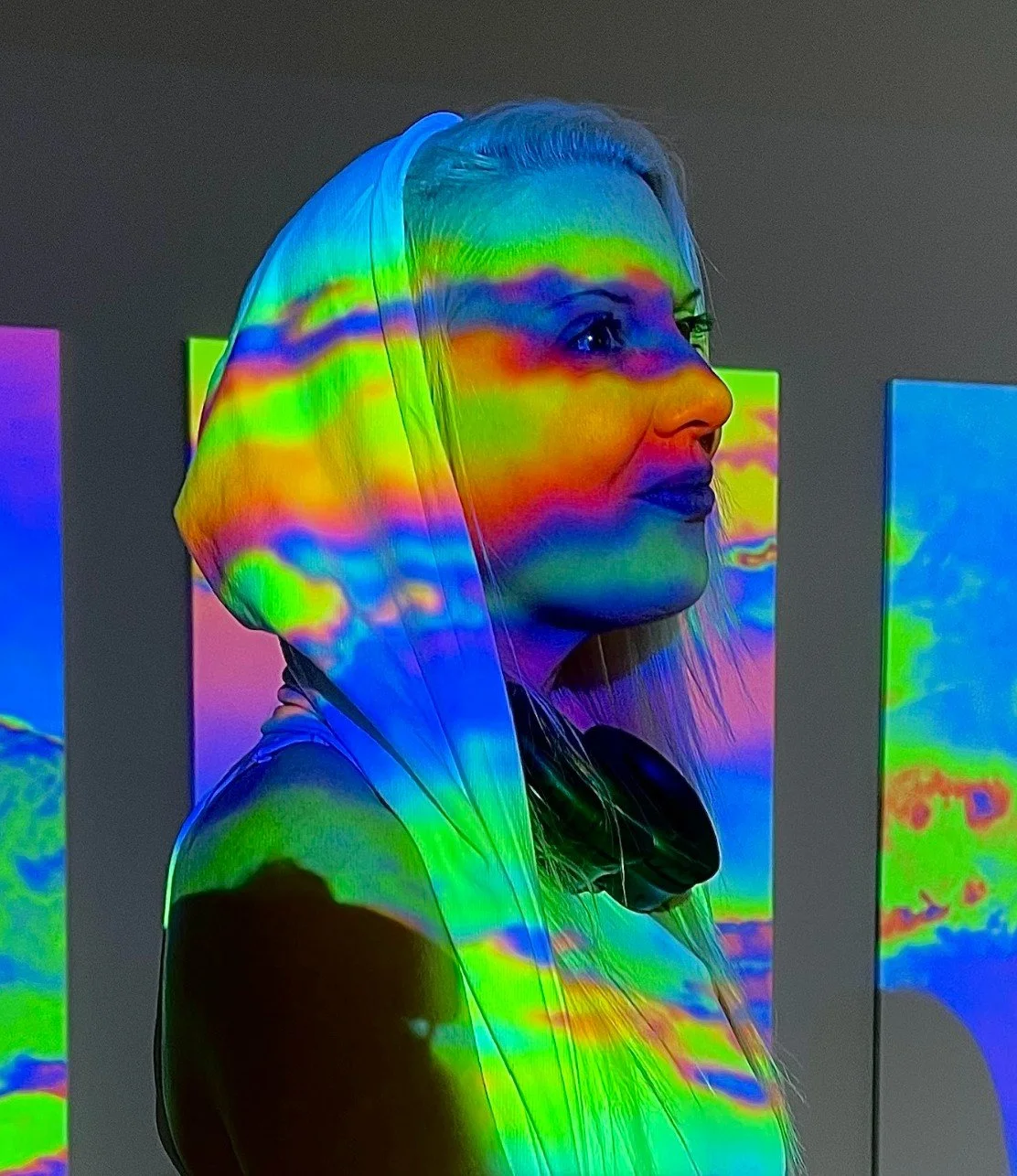 Signe-Pierce-big-New-World-Aura-exhibit-opening-at-Annka-Kultys-gallery-London-digital-art-social-media-world-.jpg
