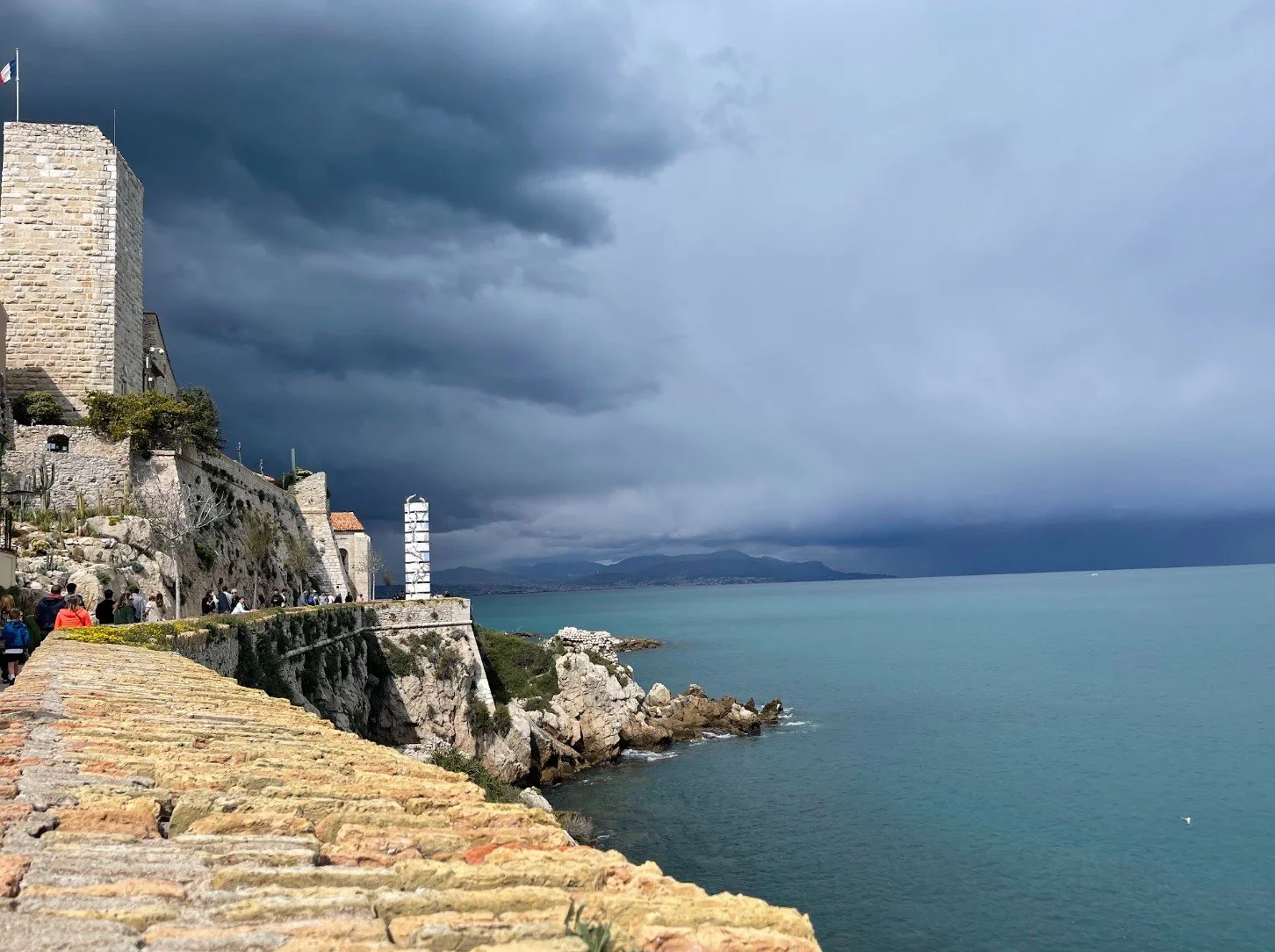 She's Your Travel Guru: How Rachel Points Turns Points Into Summer Art Season