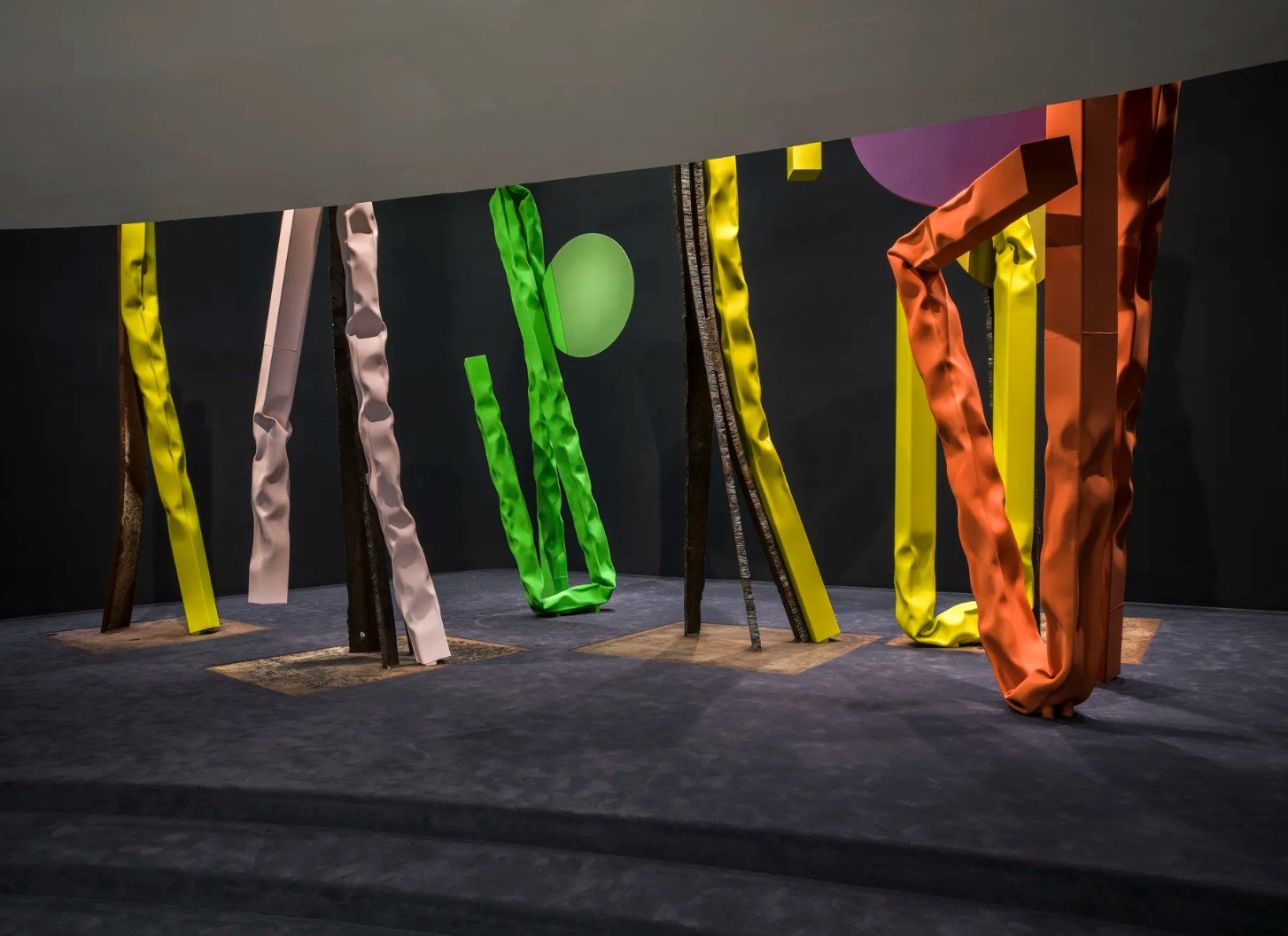 Carol Bove installation view at the Solomon R. Guggenheim Museum New York 2026, large-scale industrial steel sculpture in the Frank Lloyd Wright rotunda