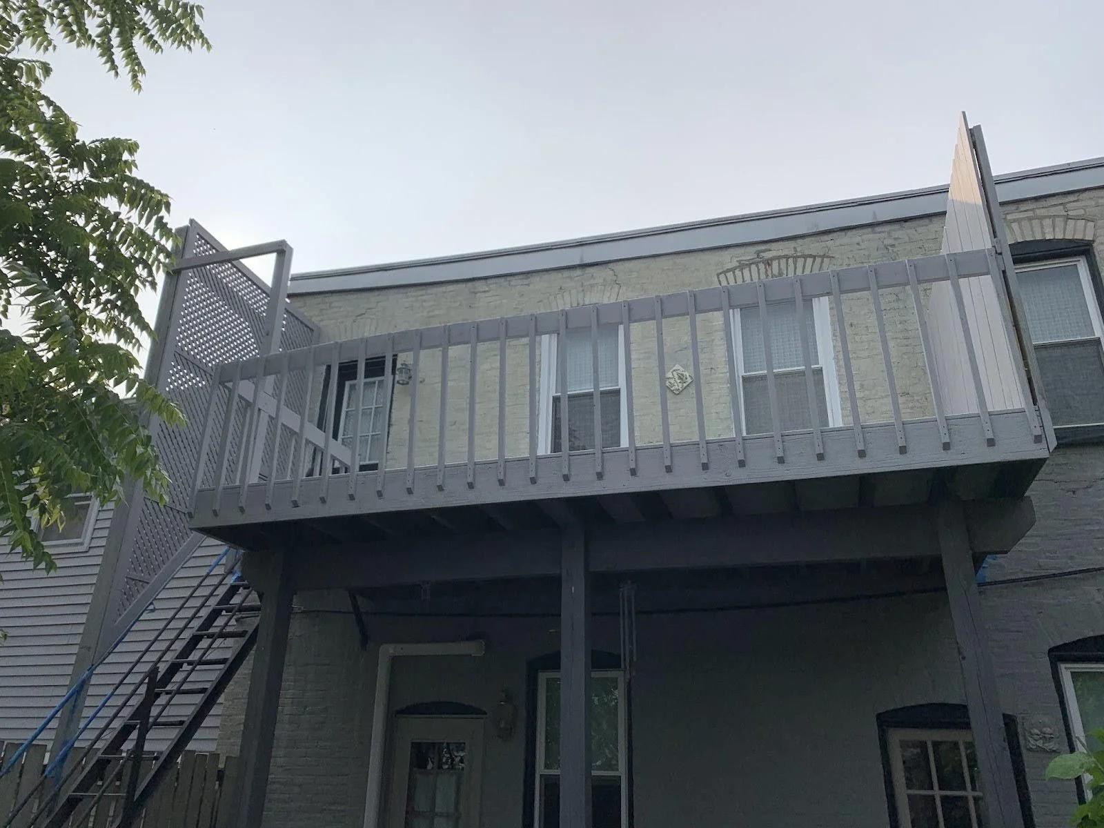 exterior8.jpg