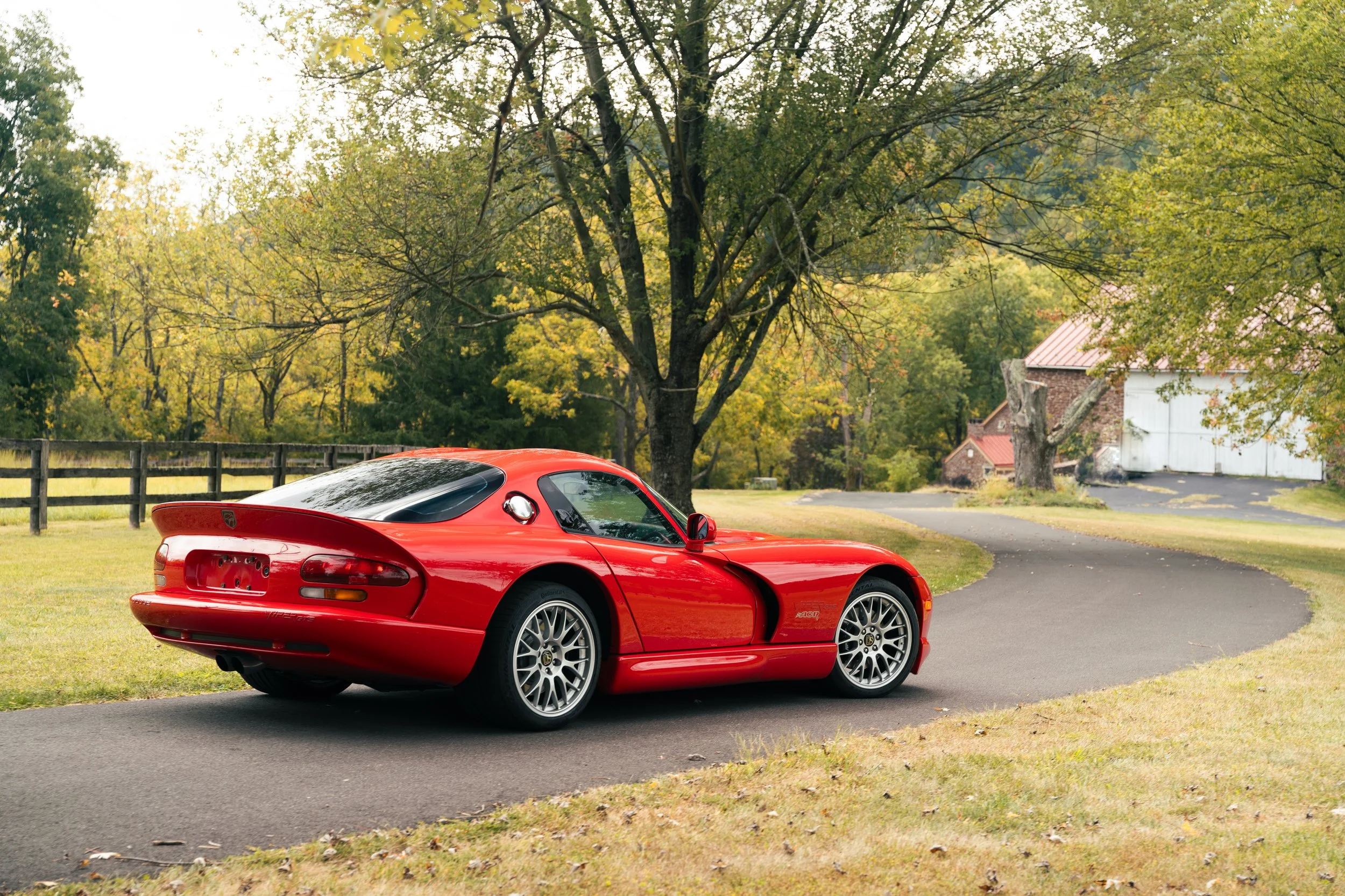 viper gts-1.jpg