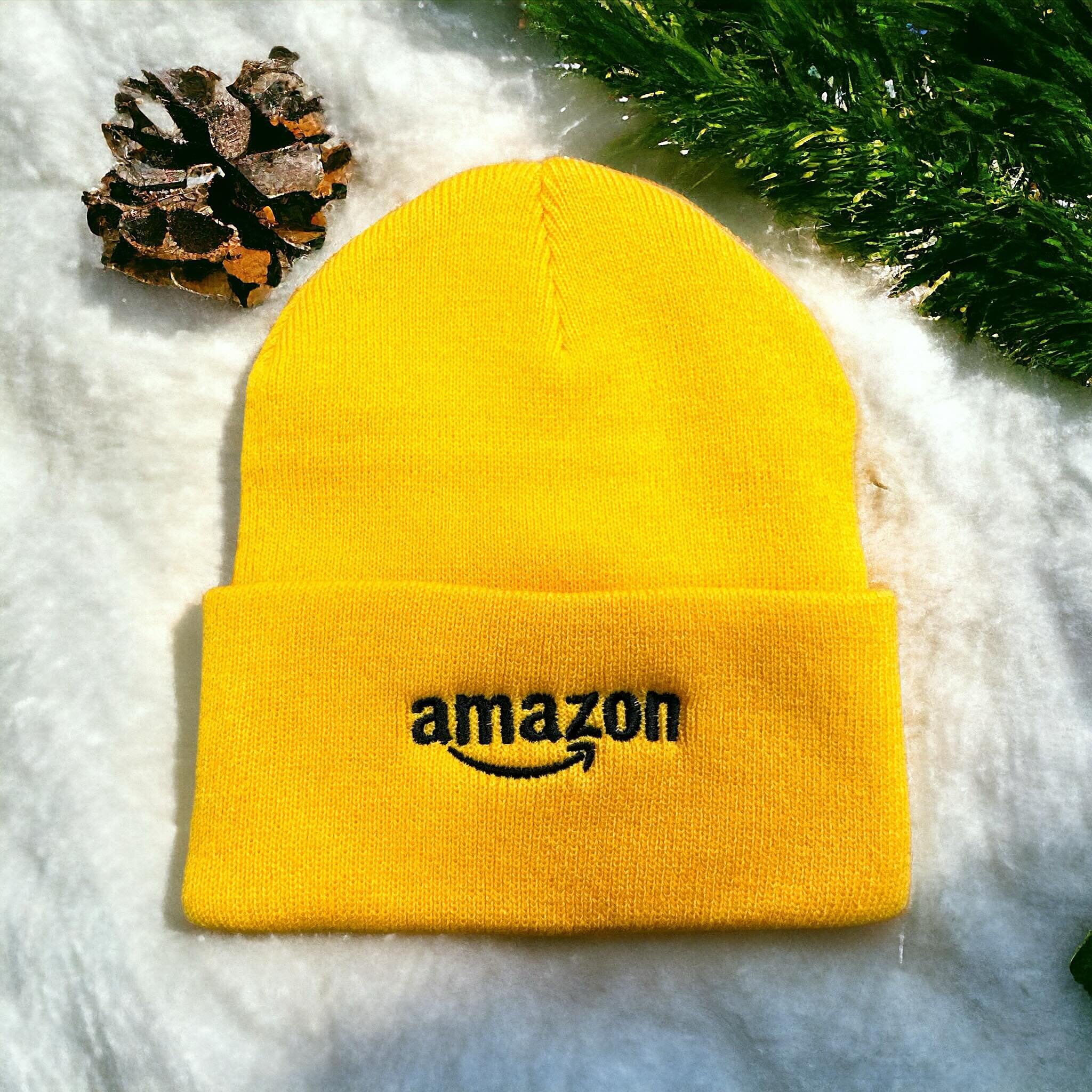 Our custom toques for @amazonca are crafted with warmth and comfort in mind, these toques are the perfect accessory to keep you snug during chilly days.

#amazoncanada #amazon #customtoques #promotionalapparel #swag #toronto