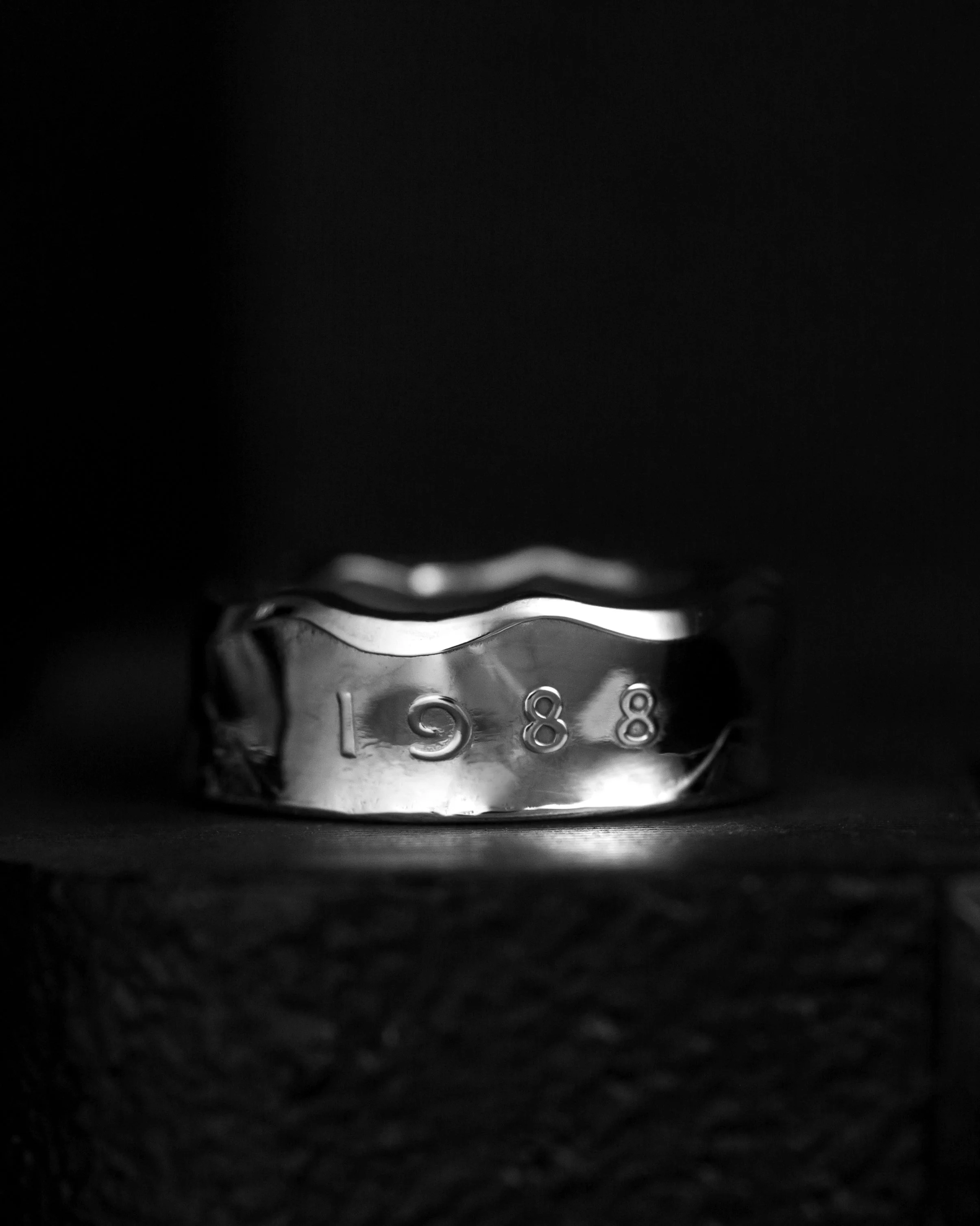 1988 - Irish millennium 50p Birth Year Coin Ring.jpg