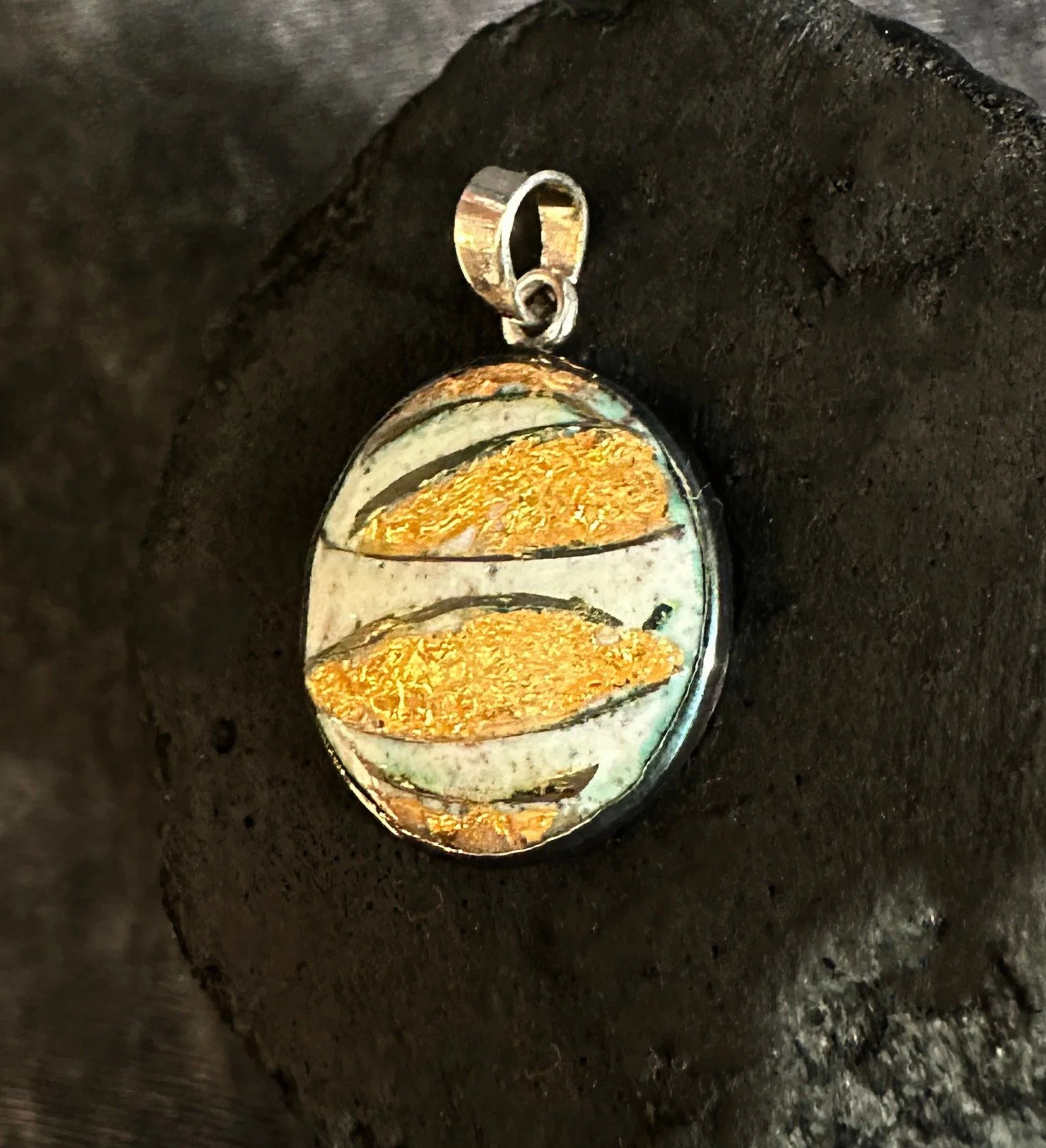 https://i.etsystatic.com/15884662/r/il/8d9830/5921556374/il_fullxfull.5921556374_3b9n.jpg