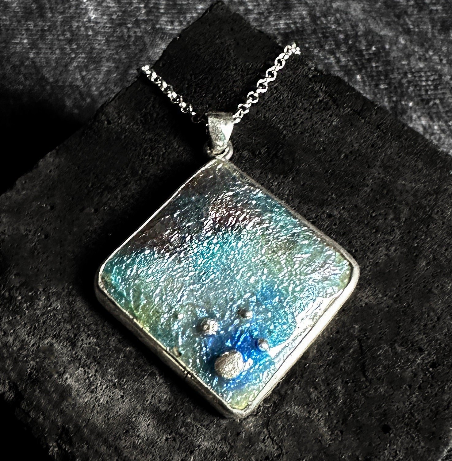 https://i.etsystatic.com/15884662/r/il/2d6b56/5918891102/il_fullxfull.5918891102_hym4.jpg