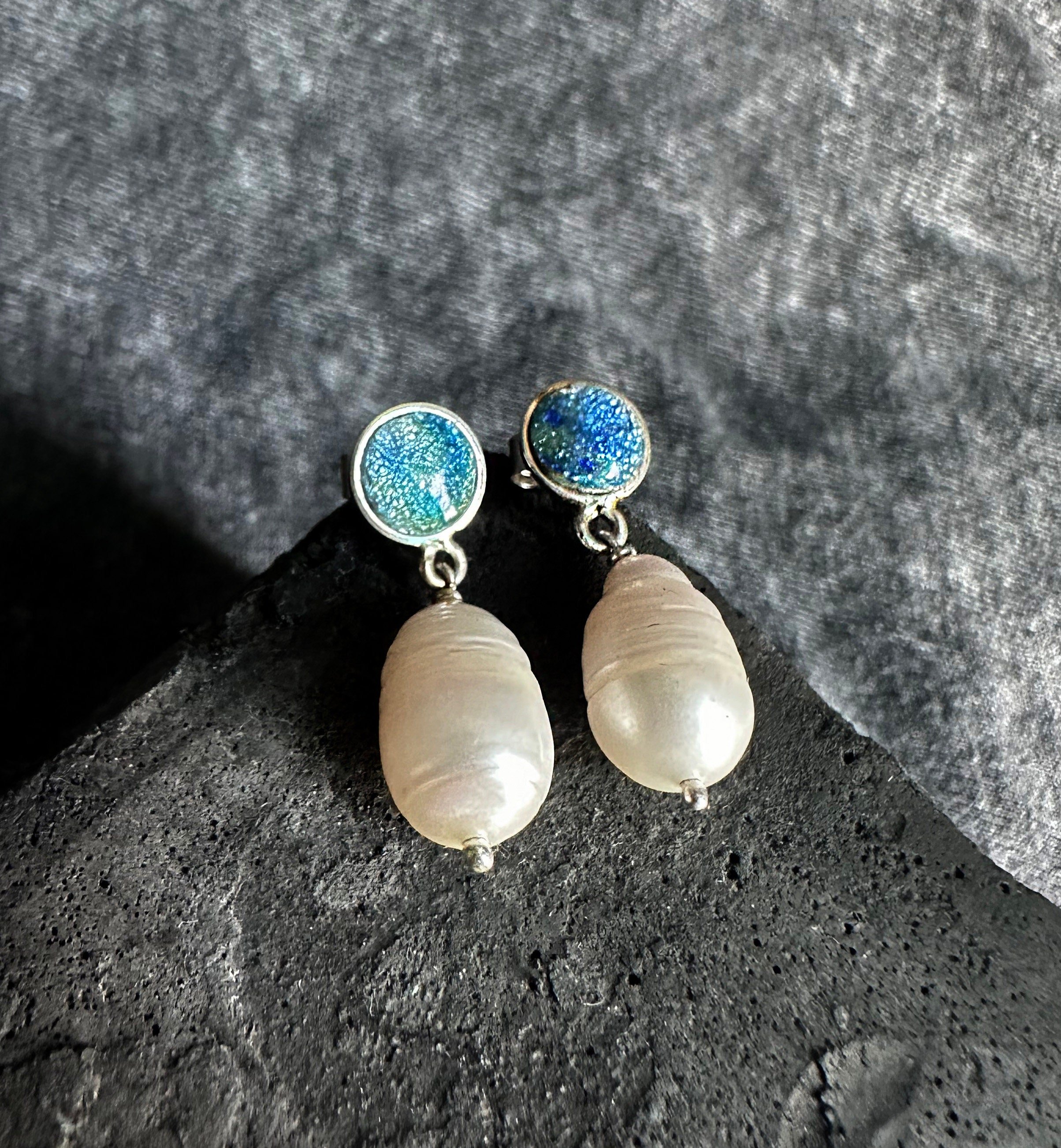 https://i.etsystatic.com/15884662/r/il/5abc85/5958393575/il_fullxfull.5958393575_m1no.jpg