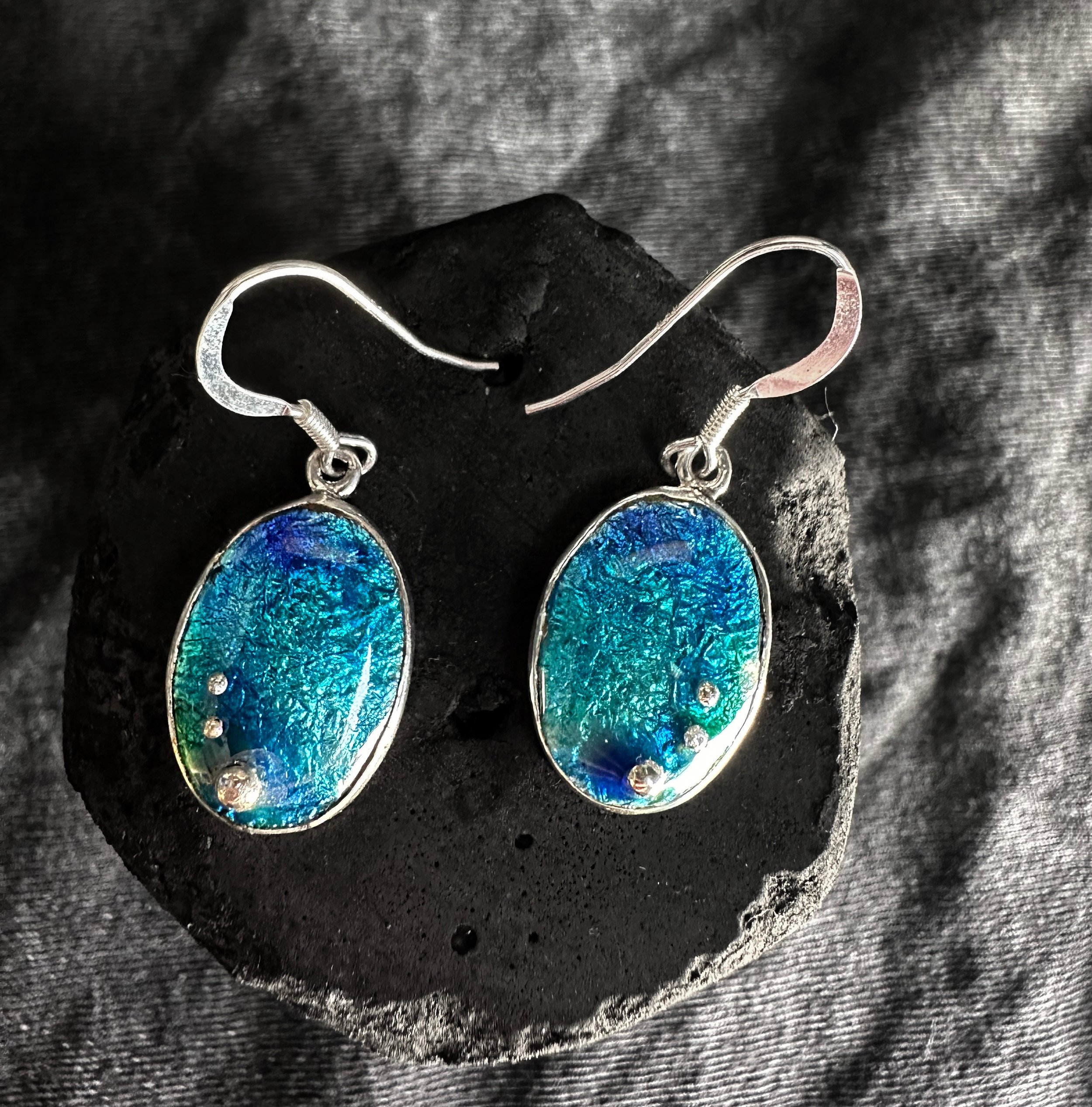 https://i.etsystatic.com/15884662/r/il/638f4a/5879583841/il_fullxfull.5879583841_m7u6.jpg