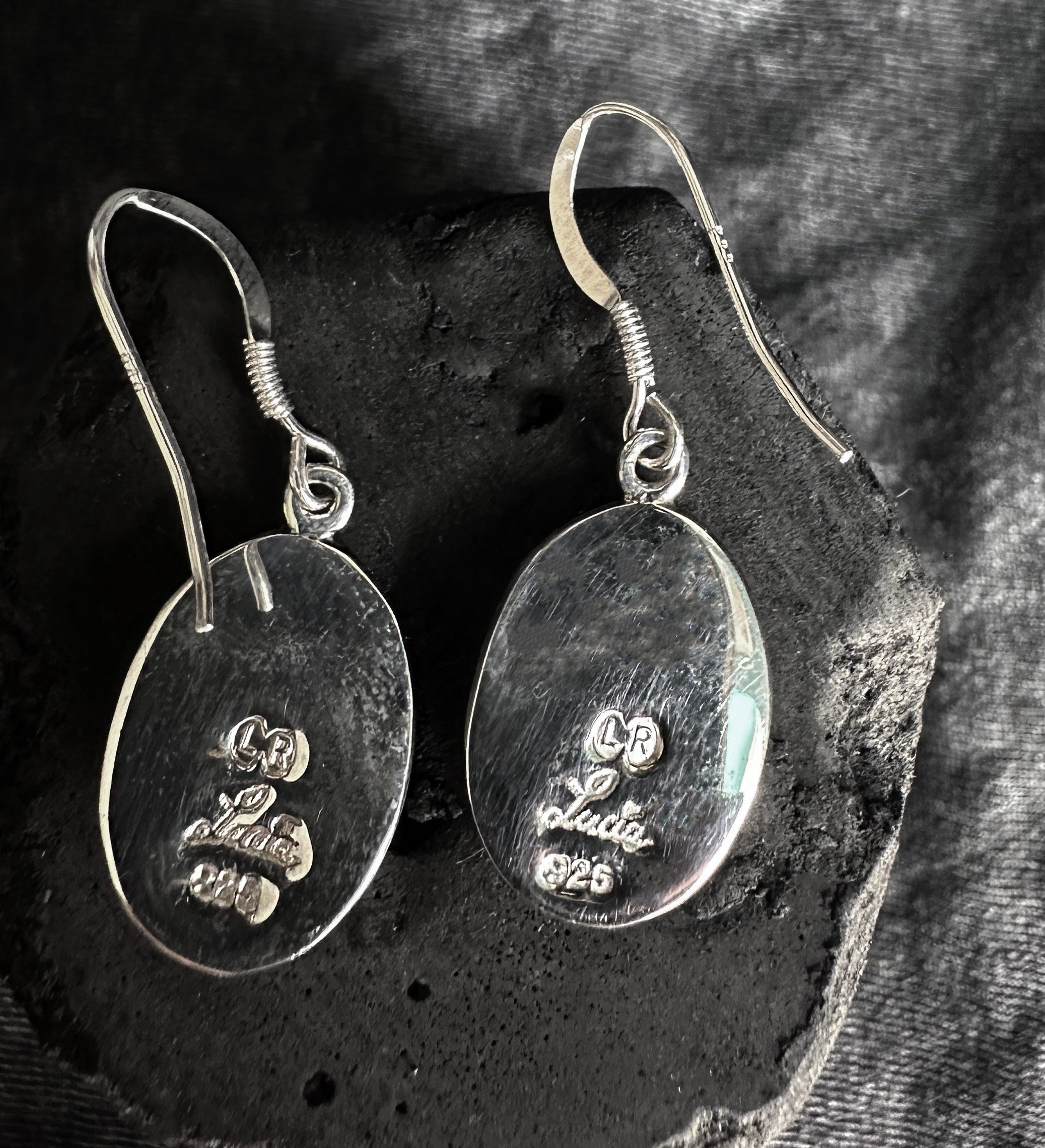 https://i.etsystatic.com/15884662/r/il/85dd22/5879583893/il_fullxfull.5879583893_eqvv.jpg