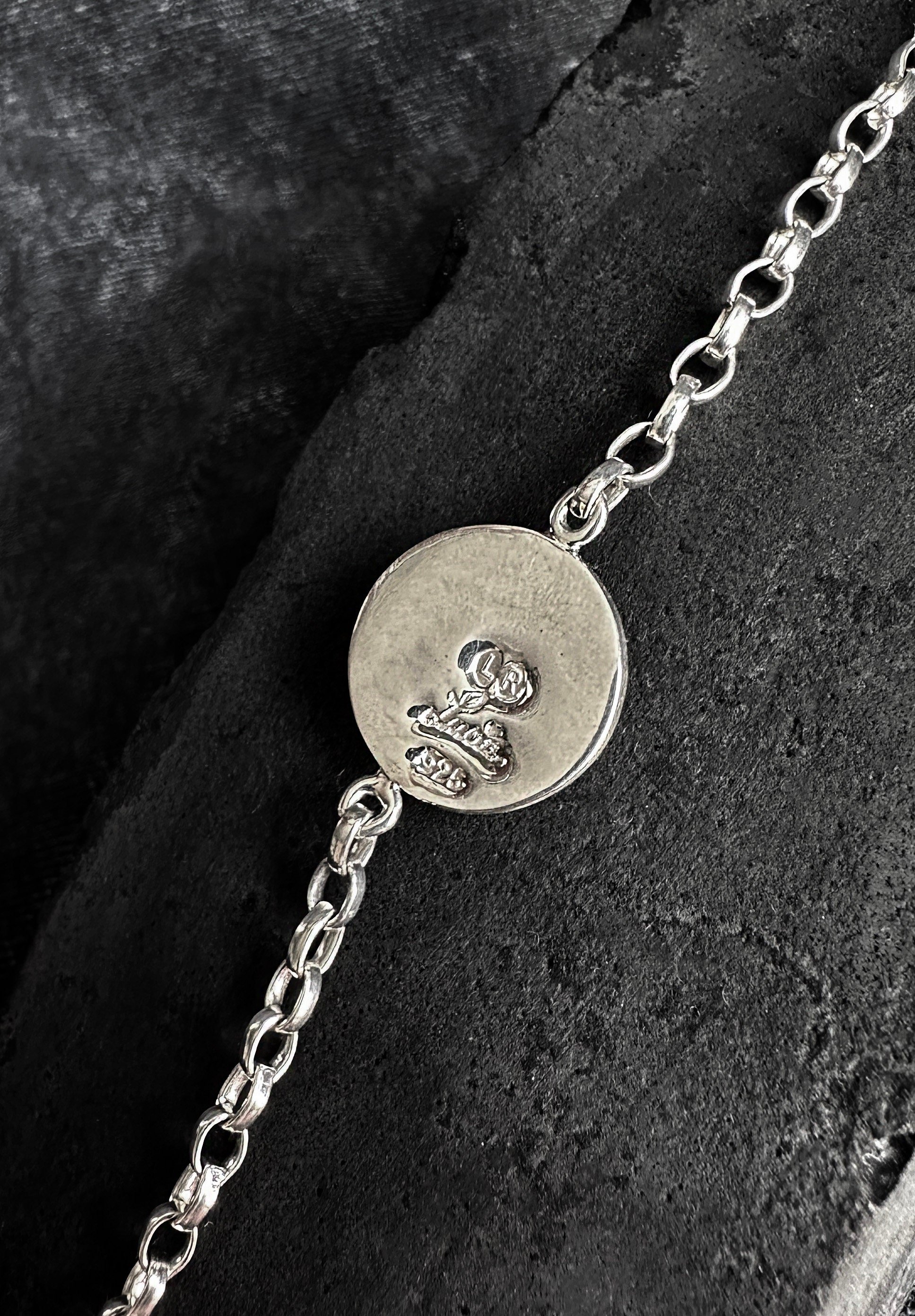 https://i.etsystatic.com/15884662/r/il/26f4e7/5829030870/il_fullxfull.5829030870_5tmq.jpg