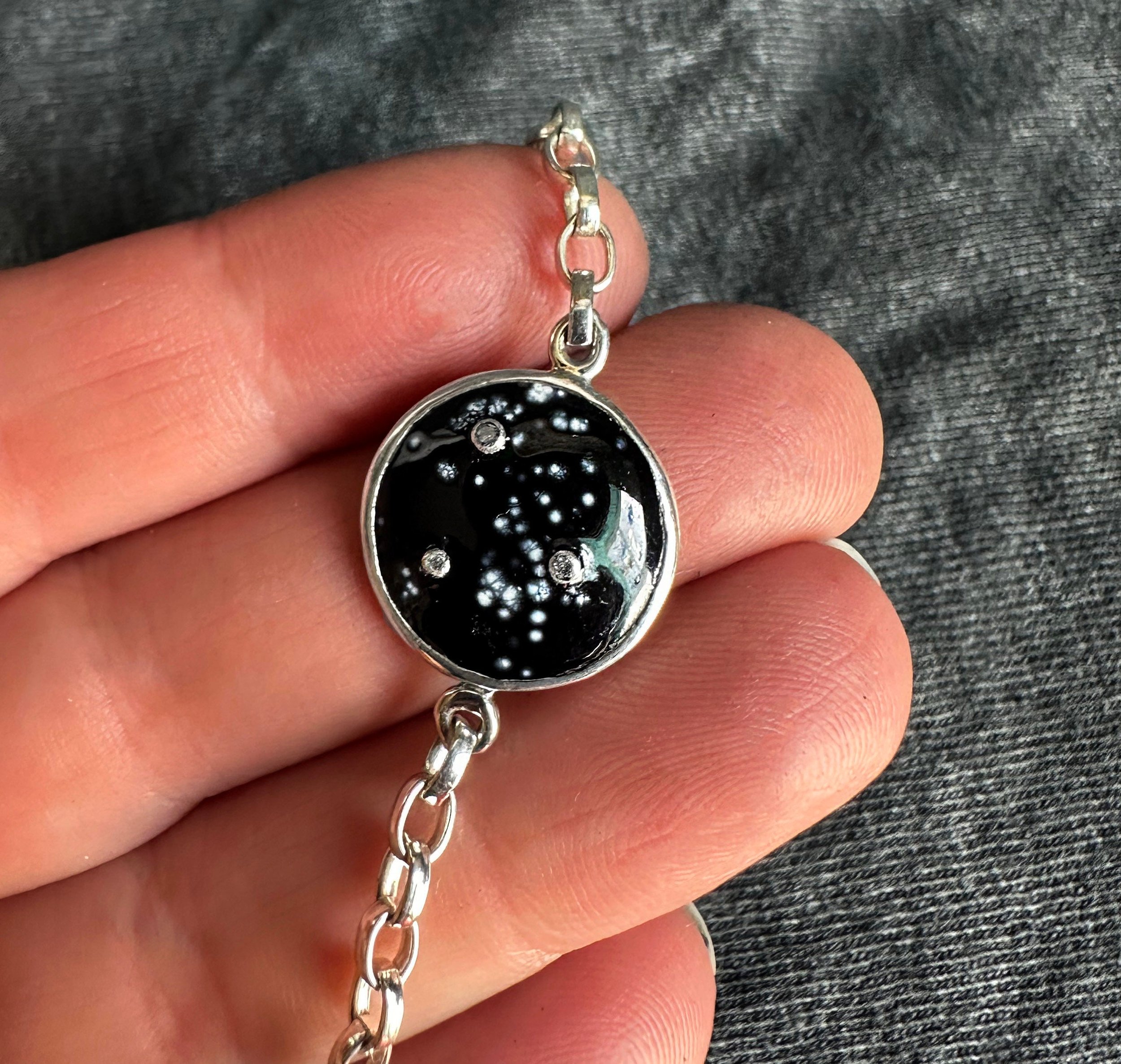 https://i.etsystatic.com/15884662/r/il/748c18/5877125711/il_fullxfull.5877125711_886z.jpg