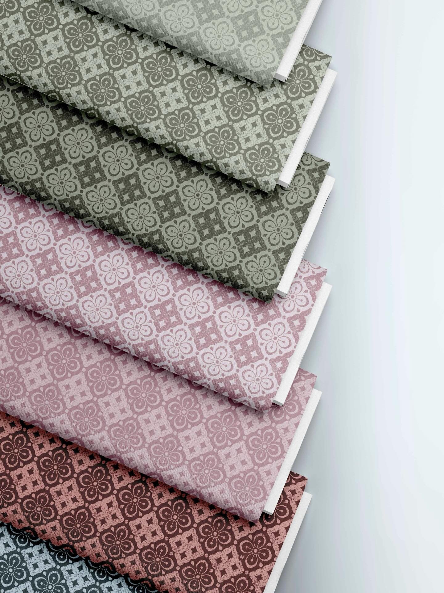 Another blender for the #blenderbonanza26 ; this is textural Boho Geometric.  I am not sure if it is close enough to see all the texture.

#martaharveyart #africansymbols #patterns @powersellersacademy