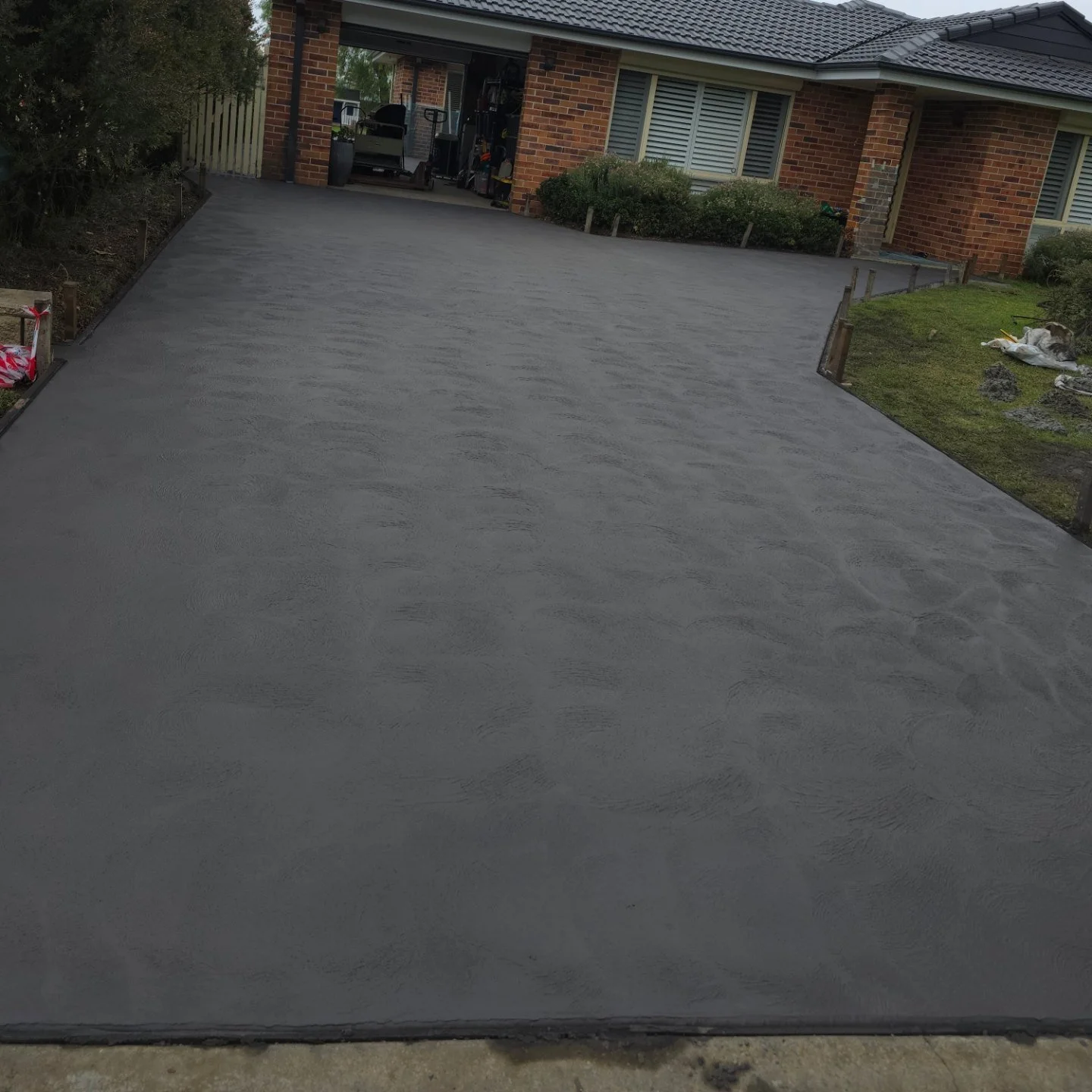 TRANSFORMATION !!!!!!!!
Todays pour 180 square metres in elderslie