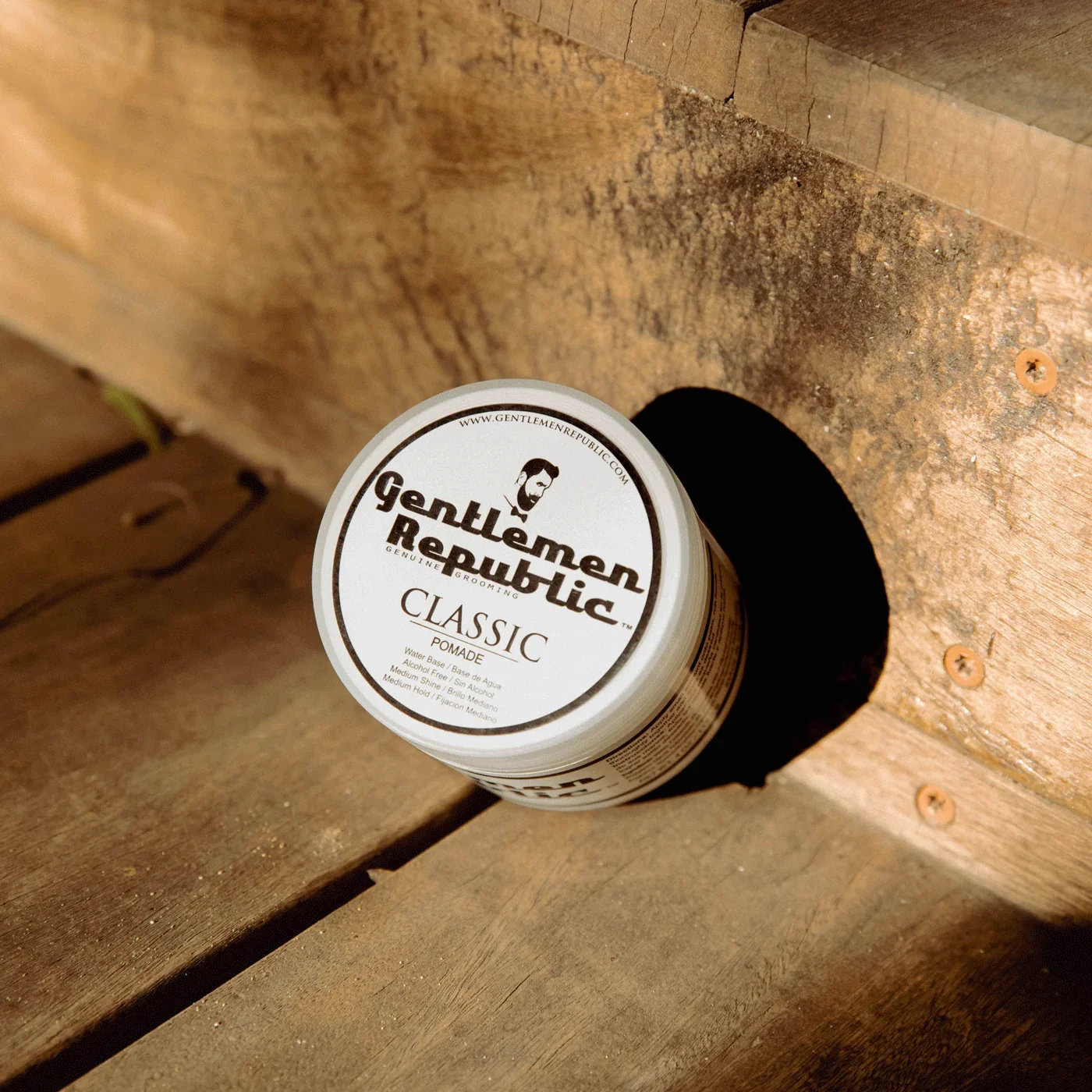 Classic-Pomade_1400x1400_70aa0f73-505f-42be-a6de-f60c7f0911de.webp