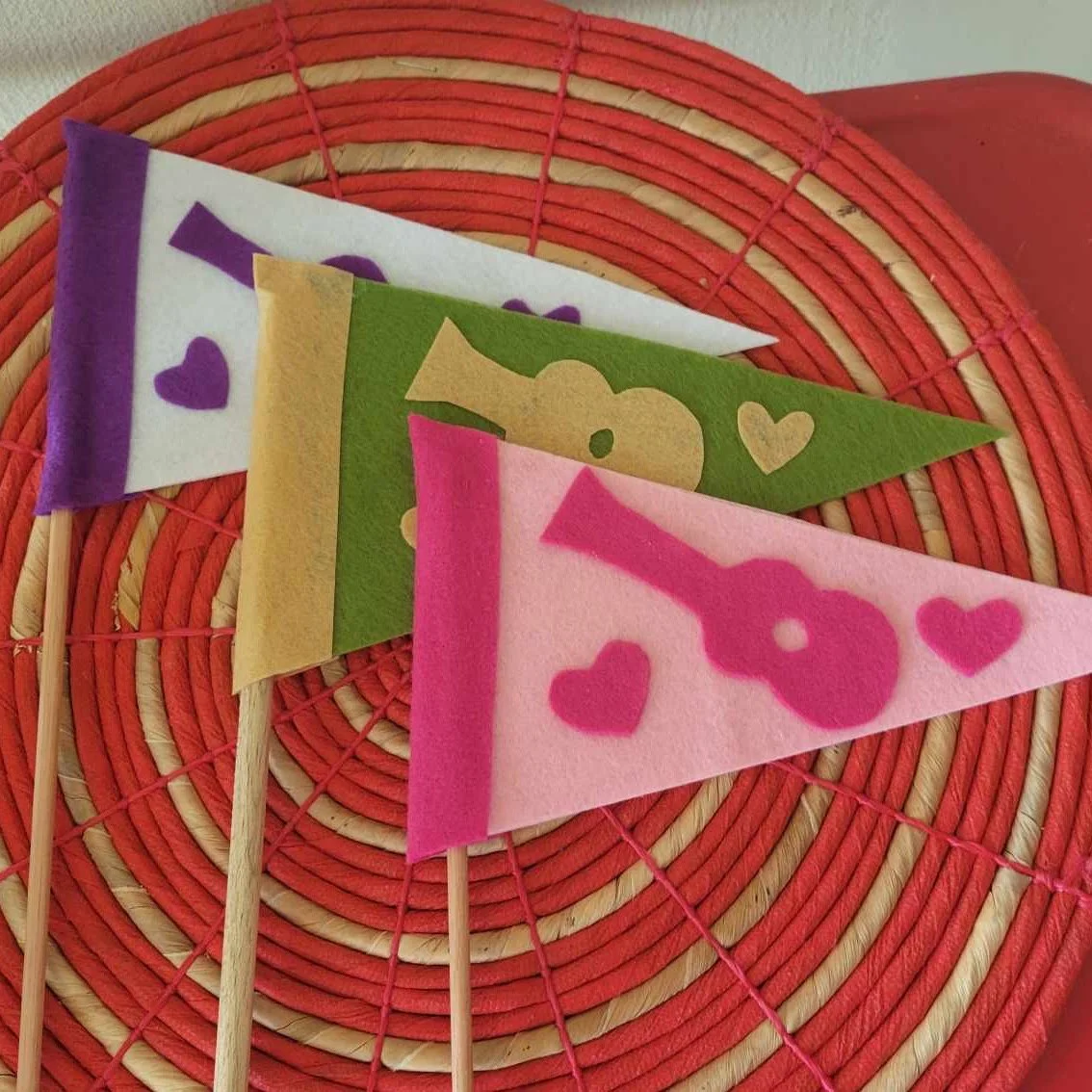 ukulele flags with sticks dats merch 3.jpg