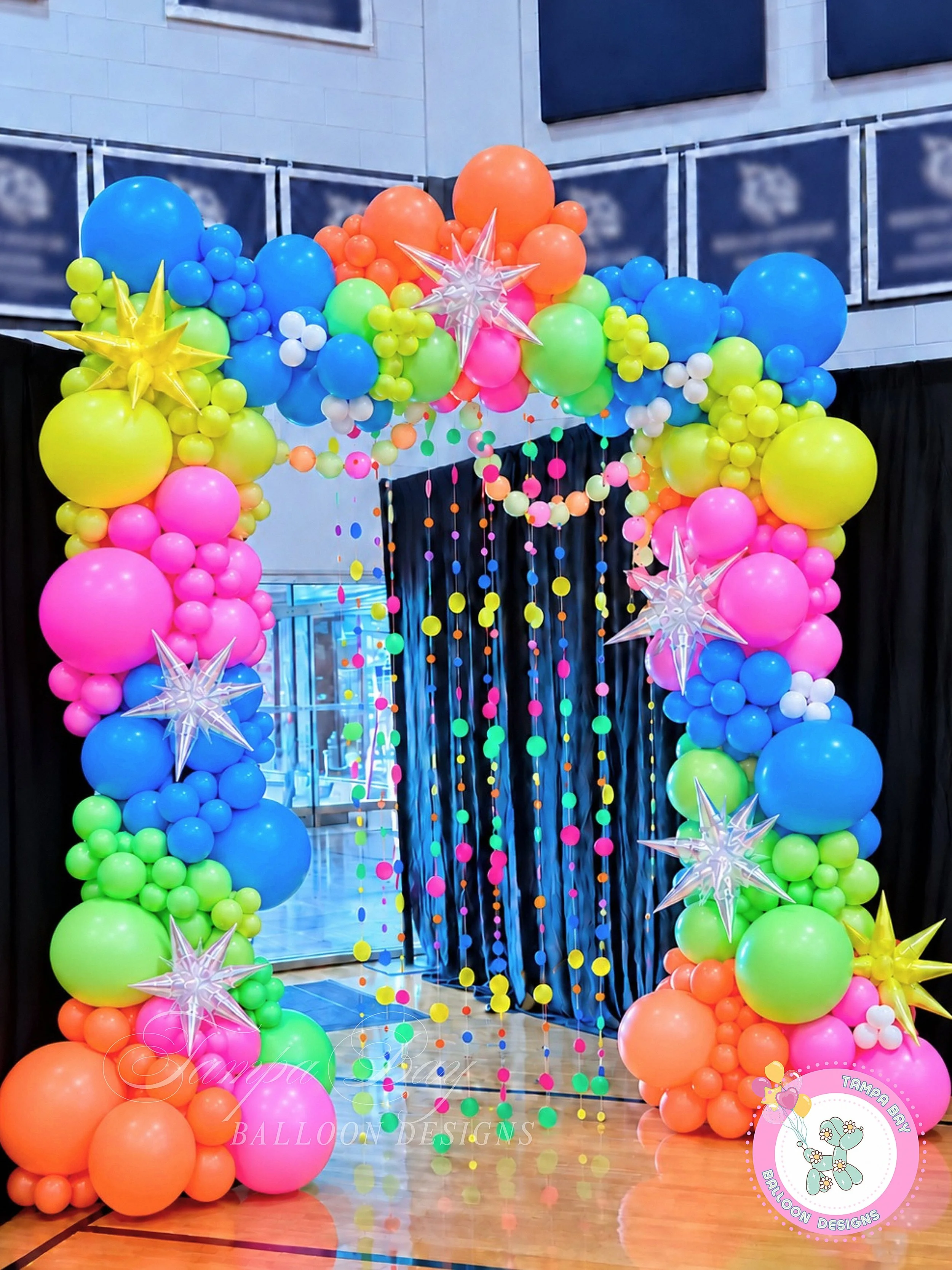 Neon_Arch_Natural.jpg