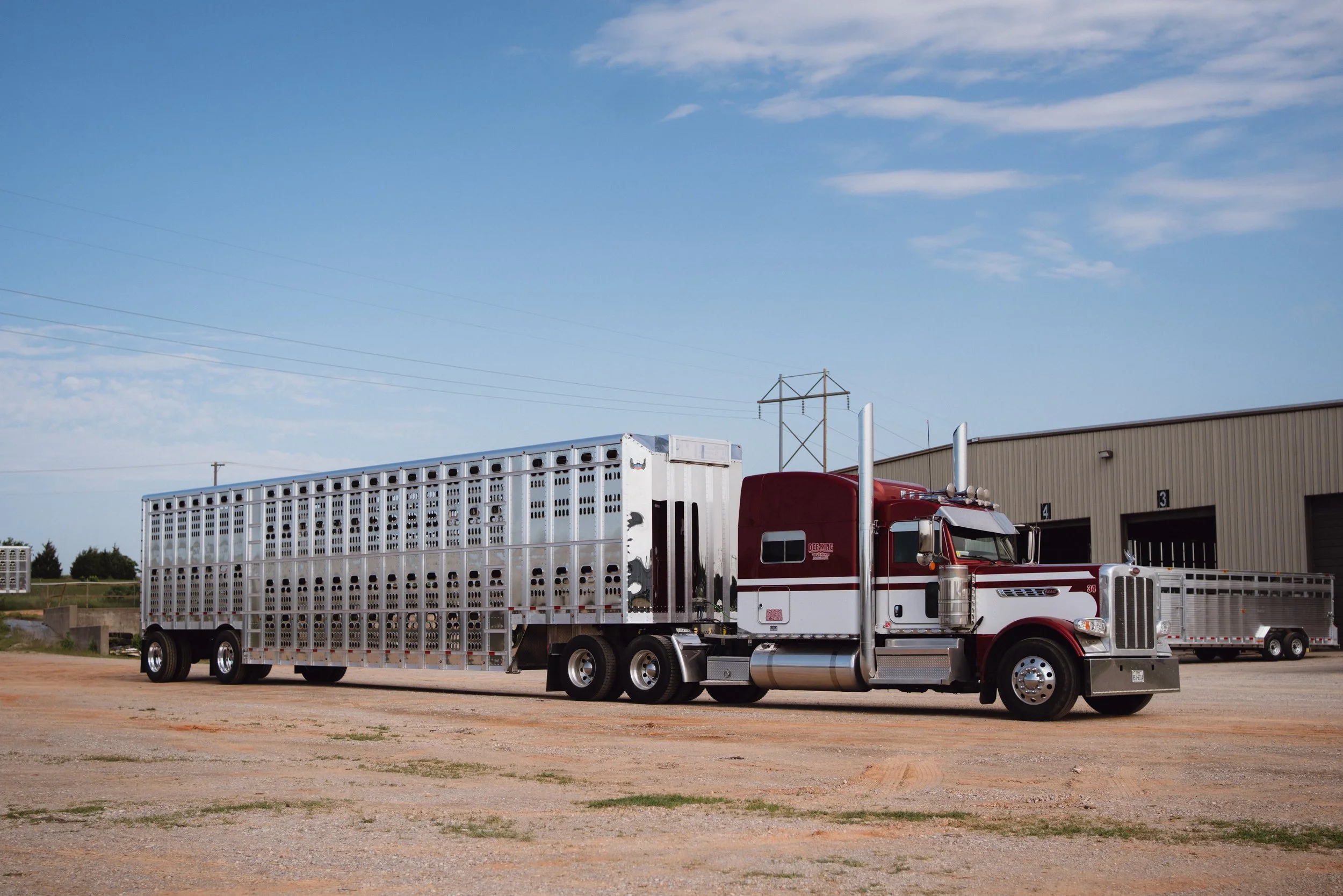 Barrett Trailers | Cattle Semi Trailer 53 Ft
