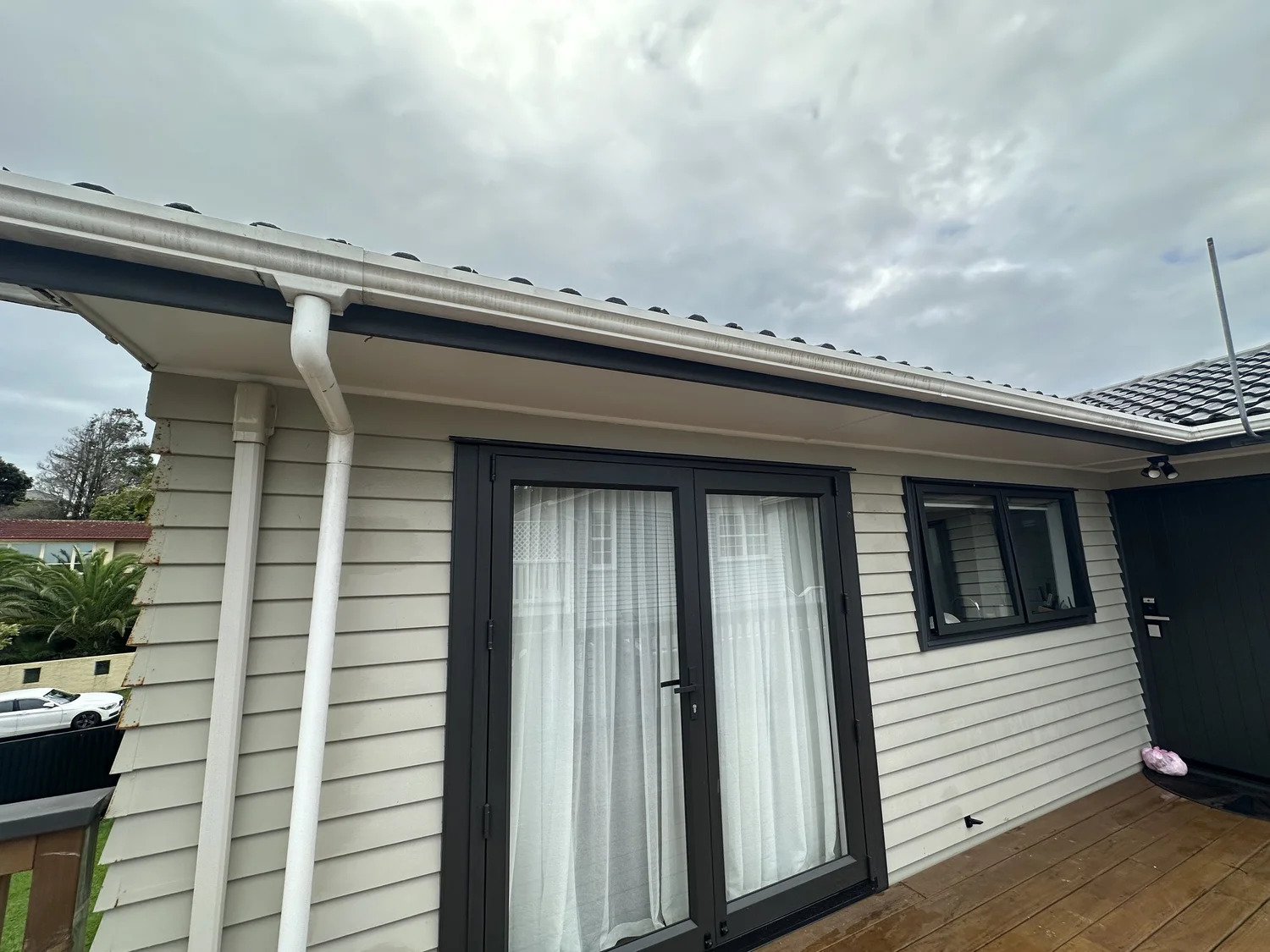 Gutter section reinstalled with repaired and replacement brackets in Pakuranga