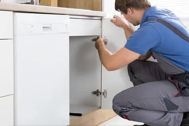 Handyman East Tamaki fixing a leaking kitchen sink and repairing kitchen fittings
